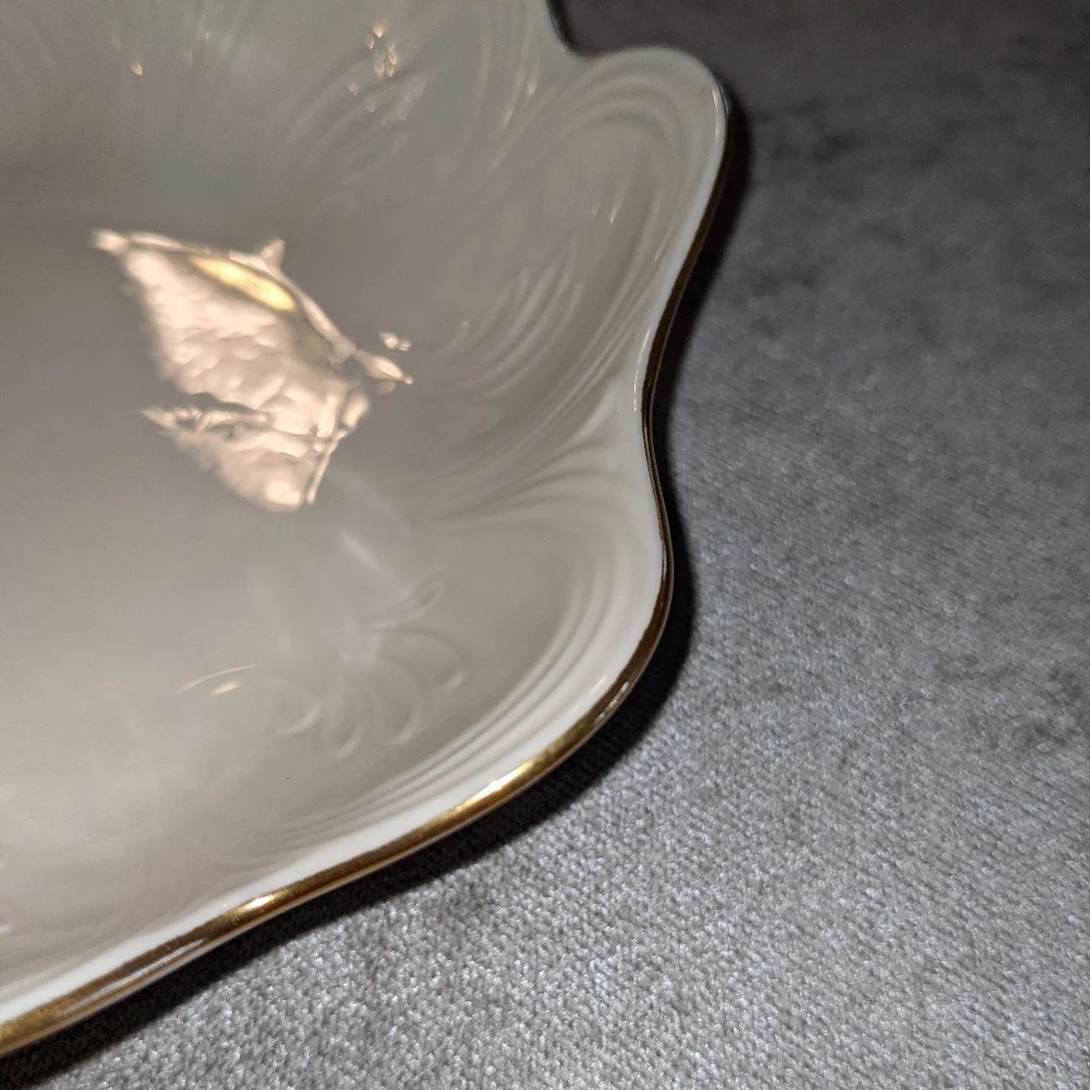 Made In USA Lenox Round Bowl Scalloped & Gold Edge Off White Candy Dish Unused